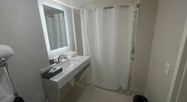Номер Standard Wingate by Wyndham Panama City Area Lynn Haven