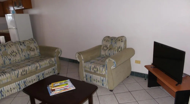 Люкс c 1 комнатой с балконом Caribbean Inn & Suites