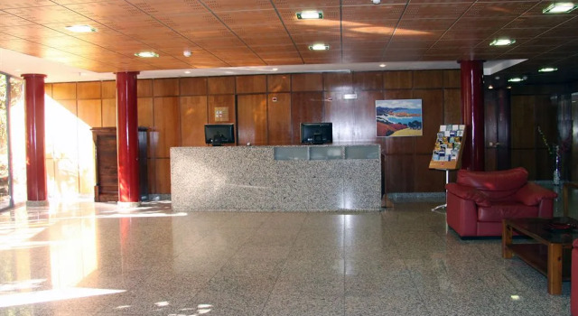 Hotel Plaza de Santiago, Varaa Hotelli SPA-hotellit kohteessa Madridin maakunta, SPA