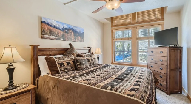 Passage Point 623 2 Bedroom Condo by RedAwning