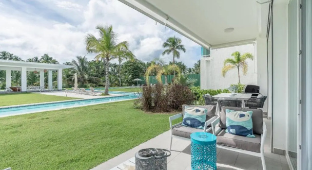 Апартаменты Playa Bonita Amazing Condo at Lake View