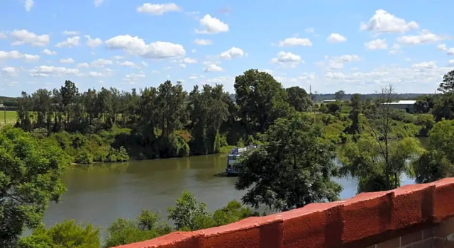 Номер Standard Windsor River View Inn