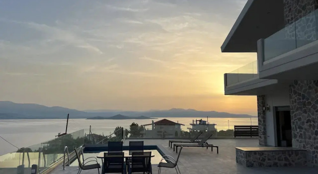 Номер Luxury с 3 комнатами с видом на бассейн Theologos Views