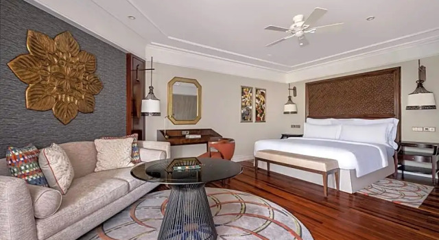 Двухместный номер Classic с балконом и с видом на сад InterContinental Bali Resort by IHG