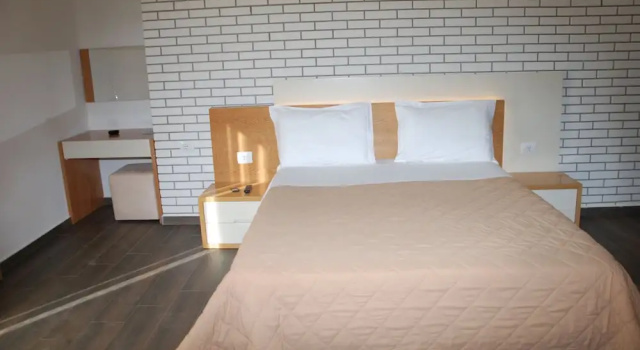 Апартаменты Sunrise Luxury Apartments