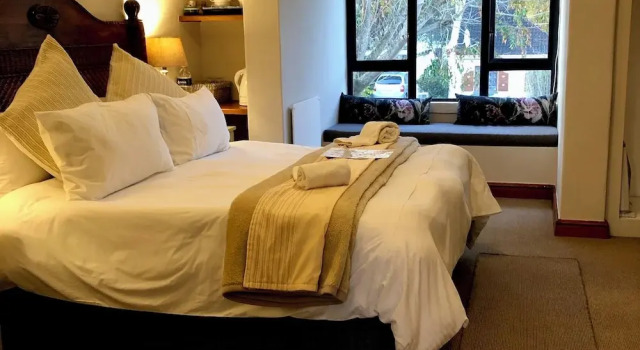 Двухместный номер Deluxe с балконом Pelican Lodge Guesthouse