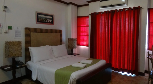Люкс Ambassador Ecoland Suites & Inn