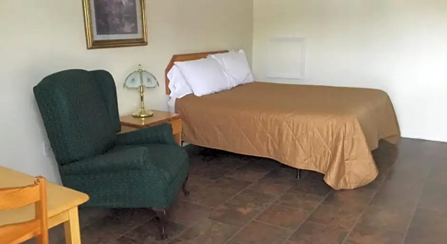 Номер Standard Fort Road Motel