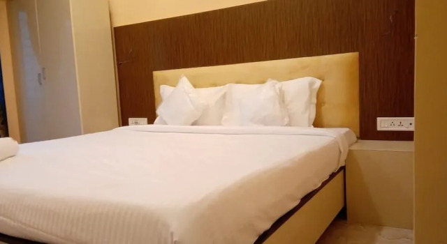 Step in Stays CC117, Buchen Sie Hotel Hotels in Westbengalen mit Parkplatz, Parkplätze
