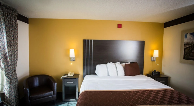 Chisholm Inn & Suites, Rezervați Hotel Chisholm Statele Unite ale Americii