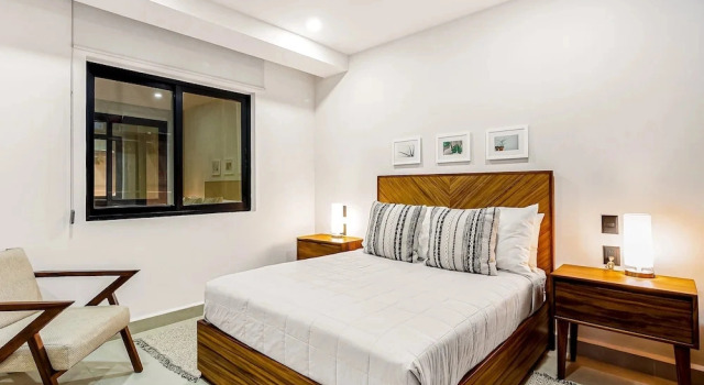 2nd-floor Condo With Heated Outdoor Pool, Grills, Balcony, W/d, AC