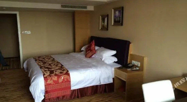 Двухместный люкс Business Mingjie Shanshui Hotel