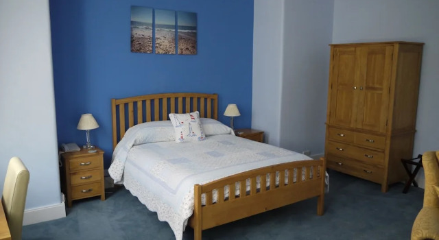 Albert Cottage Hotel, Забронировать Отель Ист-Каус Остров Уайт