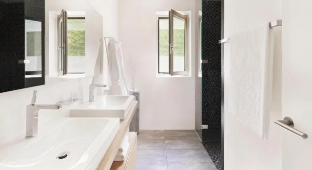 Трёхместный номер Standard с видом на озеро Eden Reserve Hotel