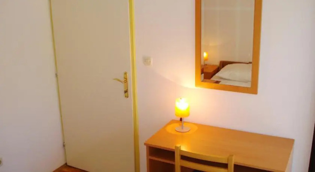 Apartments Nikolas, Забронировать Апартаменты/квартира Водице Шибенско-Книнская жупания, рядом с Пляж Фрателли