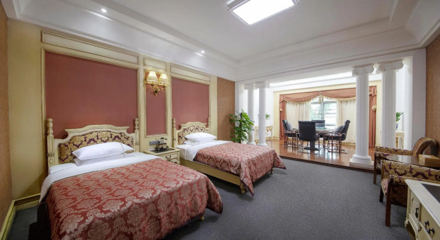 Номер Comfort Homeland International Hotel