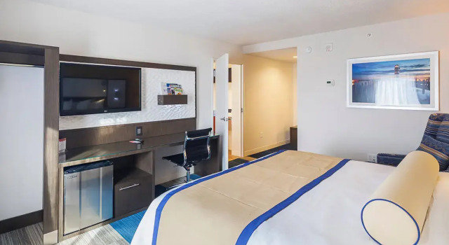 Номер Standard с видом на бассейн Southbank Hotel Jacksonville Riverwalk