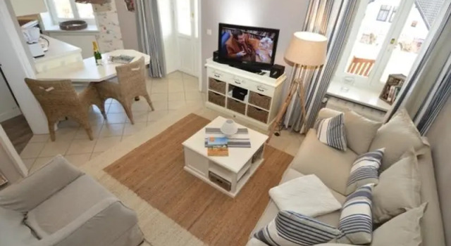 Villa Fernsicht - Apt. 06, Забронировать Вилла Отели Остзебад-Зеллин с парковкой, рядом с Зеллинский музей янтаря, Парковка