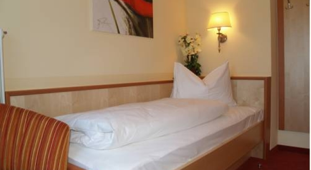 Tirolerhof, Забронировать Отель Отели Тироля 3 звезды, 3*