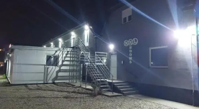 XXL Rooms Osijek, Забронировать Отель Осиек Осиецко-Бараньская жупания