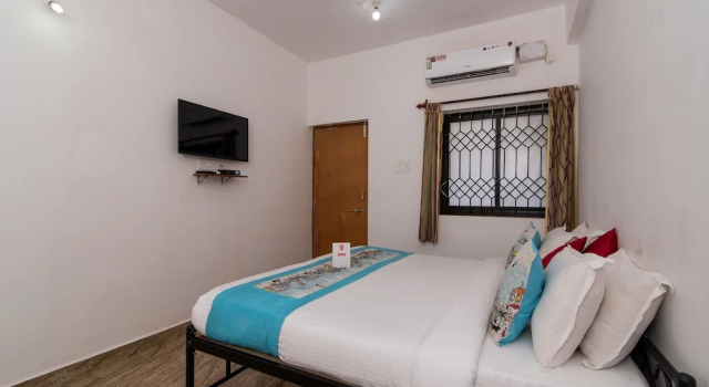 OYO 1044 Poornima Guest House, Prenota Affittacamere Candolim 