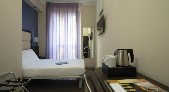 Hotel Five