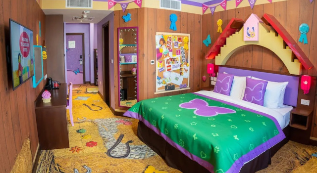 Тематический номер Полностью LEGO Friends LEGOLAND Hotel Dubai