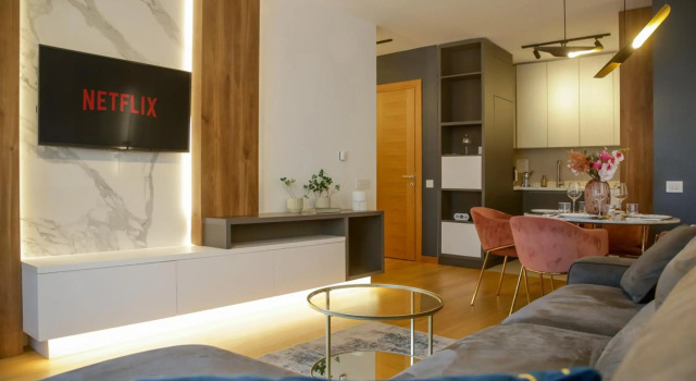 Supernova Royal Residence