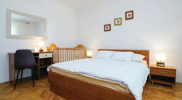 Nice Home in Vrsi With Wifi and 3 Bedrooms