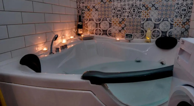 Апартаменты SPA apartment YIN - jakkuzi, sauna, spa