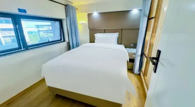 Люкс Qingyuan Qingcheng Station Shunying Times Square Fengdu Hotel