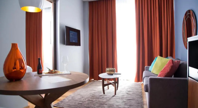 Полулюкс Deluxe Hotel Love It CAS Consulado