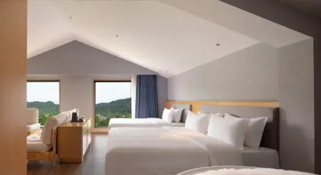 Семейный люкс с видом на горы Veil Canyon Lodge