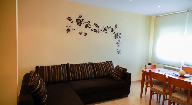 Bon Pas Rural Claravalls, Rezervați Hotel Tárrega 