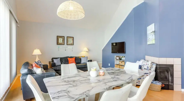 Family-friendly Port Clinton Home w/ Private Deck, Buchen Sie Ferienhaus Port Clinton Ohio