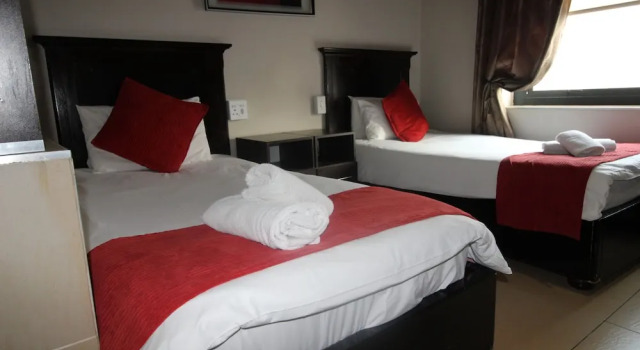 Семейный номер Standard с 2 комнатами Alcazaba Hotel