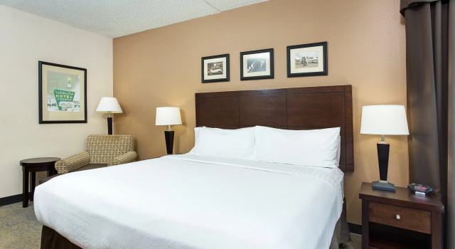 Номер Standard Holiday Inn Louisville Airport - Fair/Expo by IHG