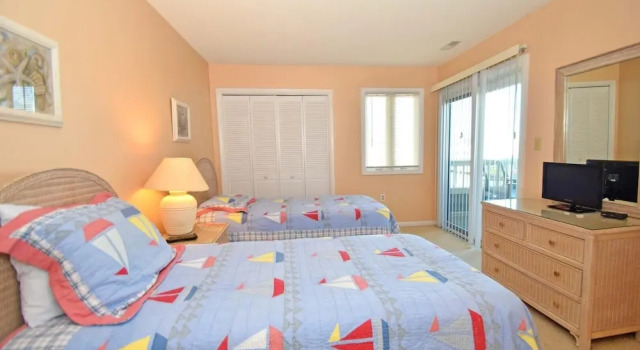 Номер Standard с 2 комнатами с балконом Seascape-heron Harbour 206-10 2 Bedroom Condo by RedAwning