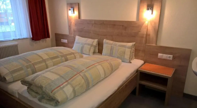 Ferienhaus St. Lucas, Rezerwuj Apartament Hotele w Tyrol z parkingiem, Parking
