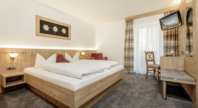 Pension Edelweiss, Rezervați Bed and Breakfast Sölden Ötztal