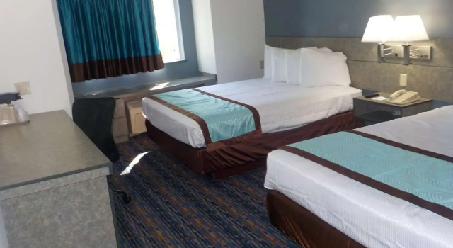 MJ Inn and Suites, Boek Hotel Hotels in Pennsylvania met parkeren, Parkeren