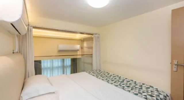 Люкс BONTO Meinuo Executive Apartment (Huawei store, Bantian, Shenzhen)