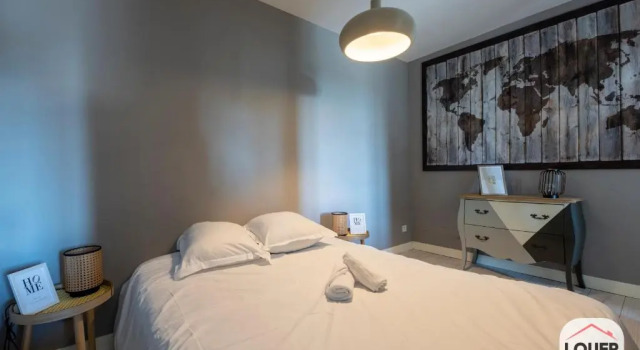 Апартаменты Le Bistrot 11 cosy et chaleureux gare d'Ambroise