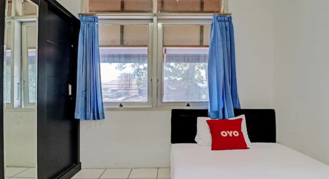 OYO Life 92630 Siliwangi Residence 63, Boek Hotel Hotels in Bandung met parkeren, in de buurt van Maranatha University, Parkeren