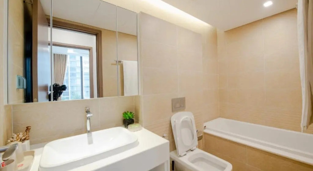 Апартаменты Apartment in Vinhomes Metropolis Lieu Giai
