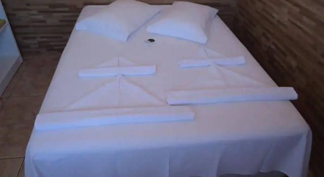 Pousada Dona Alice, Book Hotel Florianopolis Parana, nær Galheta Beach