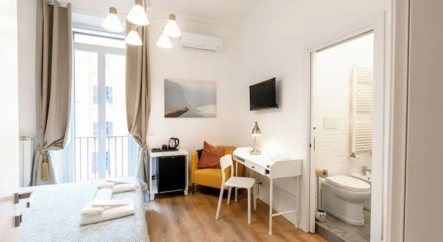 Номер Standard с балконом Rome Lux House guest rooms