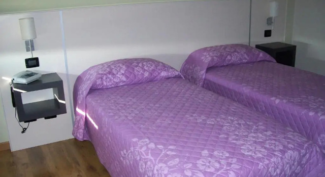 Трёхместный номер Standard Confidence Hotel Viadana