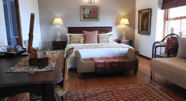 New Stone Manor, Book Hotel Hoteller i Mossel med parkering, Parkering