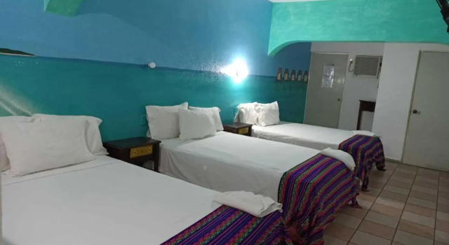 Hotel Esmeralda, Book Hotel Hoteller i Tampico med pool, Swimmingpool